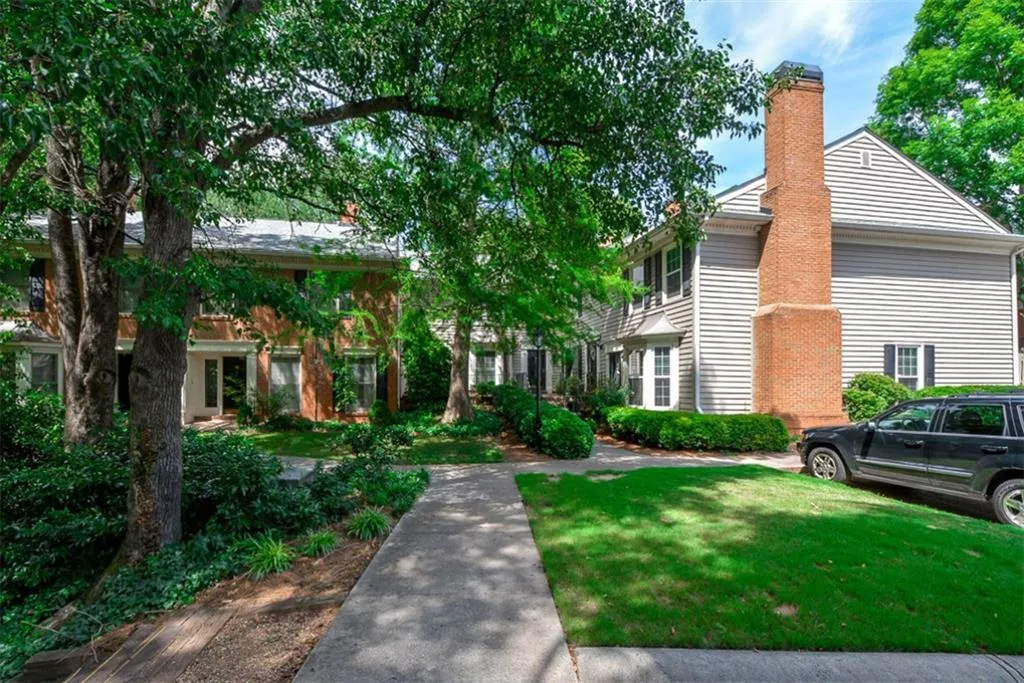 37 Mount Vernon Circle Unit 37, Dunwoody, Georgia 30338, 2 Bedrooms Bedrooms, ,2 BathroomsBathrooms,Residential,Sold,37 Mount Vernon Circle Unit 37,5703229