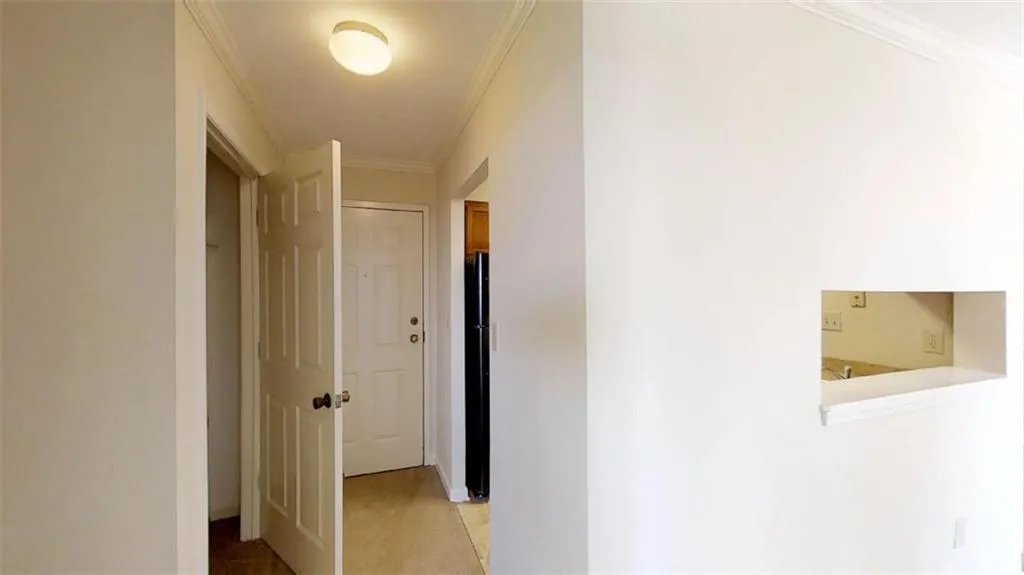 300 Johnson Ferry Road Ne Unit B910, Atlanta, Georgia 30328, 2 Bedrooms Bedrooms, ,2 BathroomsBathrooms,Residential,Sold,300 Johnson Ferry Road Ne Unit B910,6096478