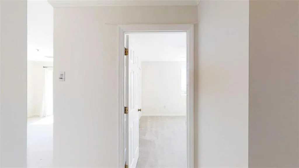 300 Johnson Ferry Road Ne Unit B910, Atlanta, Georgia 30328, 2 Bedrooms Bedrooms, ,2 BathroomsBathrooms,Residential,Sold,300 Johnson Ferry Road Ne Unit B910,6096478