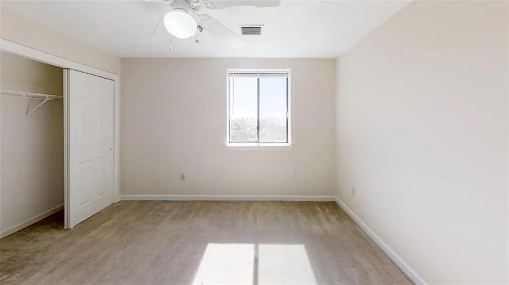 300 Johnson Ferry Road Ne Unit B910, Atlanta, Georgia 30328, 2 Bedrooms Bedrooms, ,2 BathroomsBathrooms,Residential,Sold,300 Johnson Ferry Road Ne Unit B910,6096478