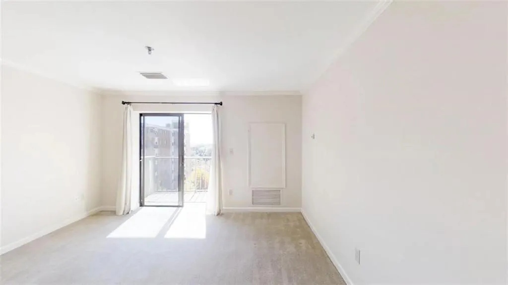 300 Johnson Ferry Road Ne Unit B910, Atlanta, Georgia 30328, 2 Bedrooms Bedrooms, ,2 BathroomsBathrooms,Residential,Sold,300 Johnson Ferry Road Ne Unit B910,6096478