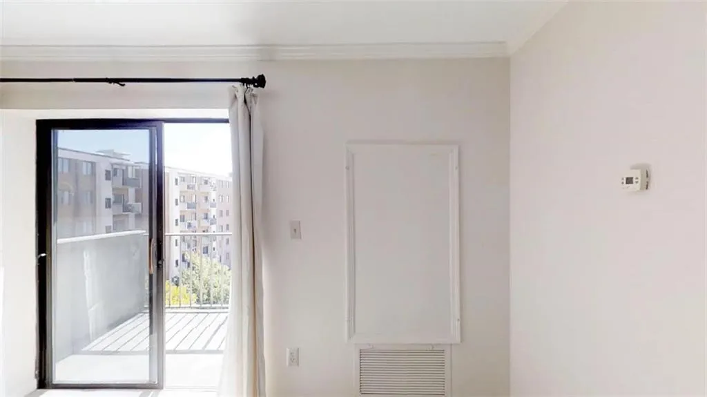 300 Johnson Ferry Road Ne Unit B910, Atlanta, Georgia 30328, 2 Bedrooms Bedrooms, ,2 BathroomsBathrooms,Residential,Sold,300 Johnson Ferry Road Ne Unit B910,6096478