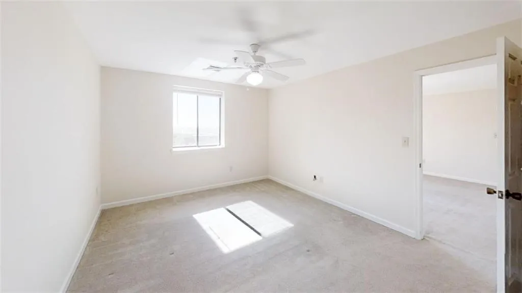 300 Johnson Ferry Road Ne Unit B910, Atlanta, Georgia 30328, 2 Bedrooms Bedrooms, ,2 BathroomsBathrooms,Residential,Sold,300 Johnson Ferry Road Ne Unit B910,6096478