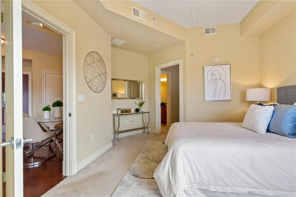 200 River Vista Drive Unit 701, Atlanta, Georgia 30339, 1 Bedroom Bedrooms, ,1 BathroomBathrooms,Residential,Sold,200 River Vista Drive Unit 701,7005419