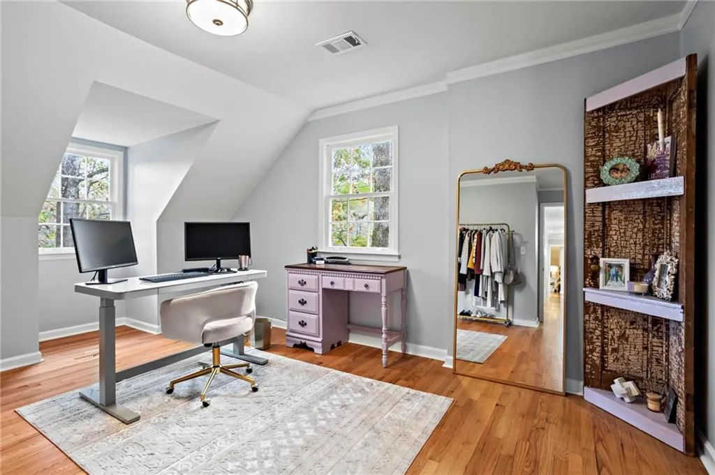 905 Edgewater Trail, Sandy Springs, Georgia 30328, 5 Bedrooms Bedrooms, ,4 BathroomsBathrooms,Residential,Sold,905 Edgewater Trail,7487802