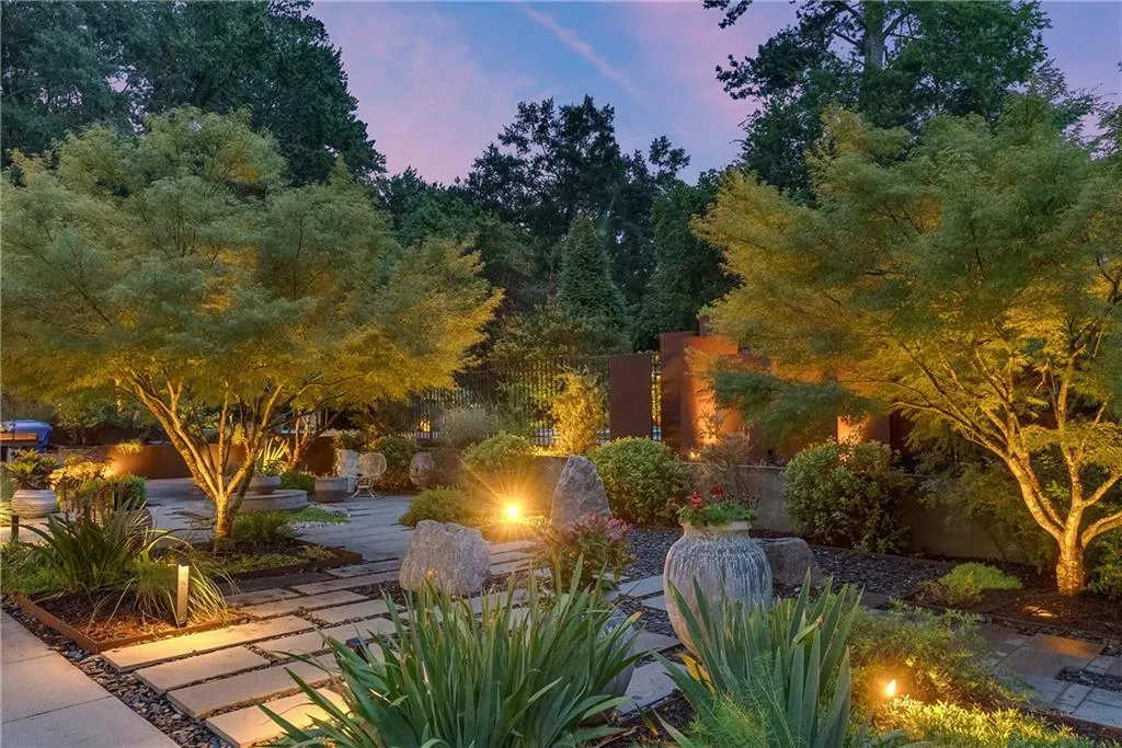 1656 N Pelham Road Ne, Atlanta, Georgia 30324, 4 Bedrooms Bedrooms, ,4 BathroomsBathrooms,Residential,For Sale,1656 N Pelham Road Ne,7600041