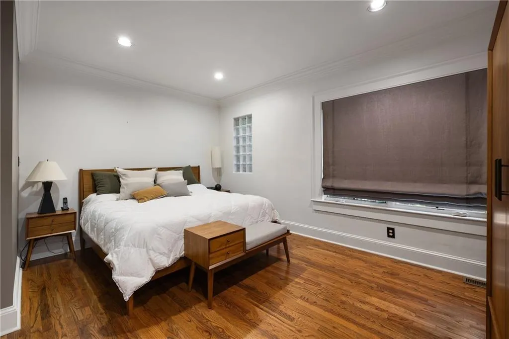 1656 N Pelham Road Ne, Atlanta, Georgia 30324, 4 Bedrooms Bedrooms, ,4 BathroomsBathrooms,Residential,For Sale,1656 N Pelham Road Ne,7600041