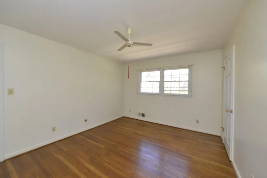 7160 Hunters Branch Drive, Sandy Springs, Georgia 30328, 5 Bedrooms Bedrooms, ,3 BathroomsBathrooms,Residential,Sold,7160 Hunters Branch Drive,5829576