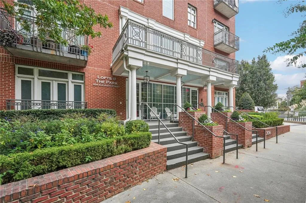 206 Ne 11th Street Ne Unit 703a, Atlanta, Georgia 30309, 2 Bedrooms Bedrooms, ,2 BathroomsBathrooms,Residential,For Sale,206 Ne 11th Street Ne Unit 703a,7579183