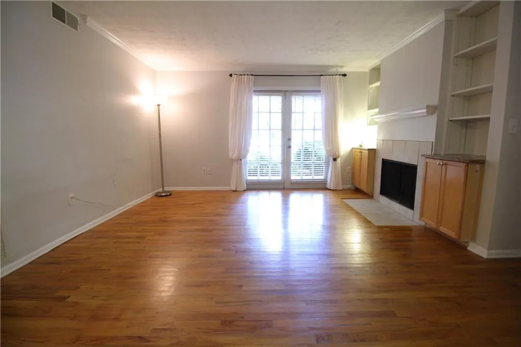 1150 Collier Road Nw Unit J10, Atlanta, Georgia 30318, 2 Bedrooms Bedrooms, ,2 BathroomsBathrooms,Residential,Sold,1150 Collier Road Nw Unit J10,5854651
