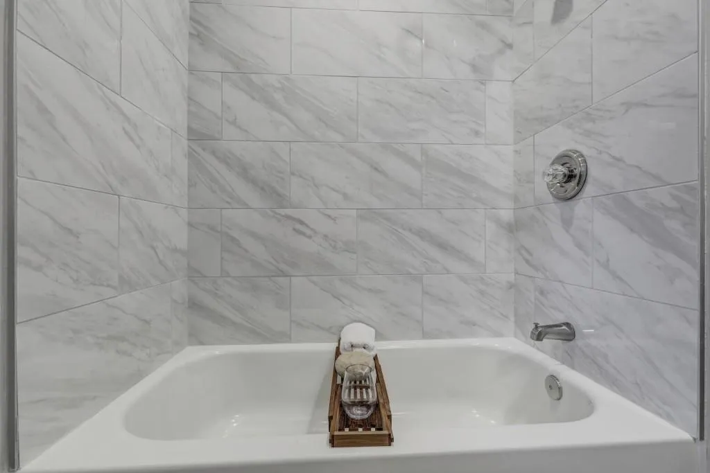 6369 Cherry Tree Lane, Sandy Springs, Georgia 30328, 3 Bedrooms Bedrooms, ,2 BathroomsBathrooms,Residential,Sold,6369 Cherry Tree Lane,6715406