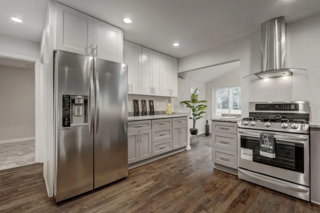 6369 Cherry Tree Lane, Sandy Springs, Georgia 30328, 3 Bedrooms Bedrooms, ,2 BathroomsBathrooms,Residential,Sold,6369 Cherry Tree Lane,6715406