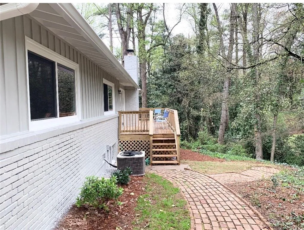 6369 Cherry Tree Lane, Sandy Springs, Georgia 30328, 3 Bedrooms Bedrooms, ,2 BathroomsBathrooms,Residential,Sold,6369 Cherry Tree Lane,6715406