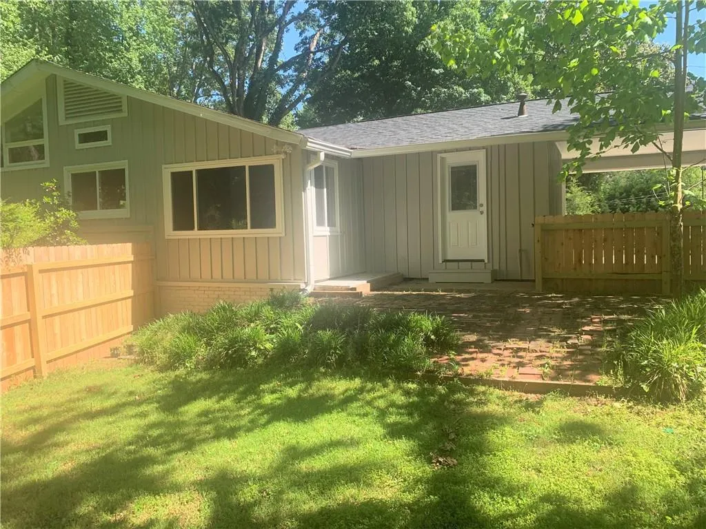 6369 Cherry Tree Lane, Sandy Springs, Georgia 30328, 3 Bedrooms Bedrooms, ,2 BathroomsBathrooms,Residential,Sold,6369 Cherry Tree Lane,6715406