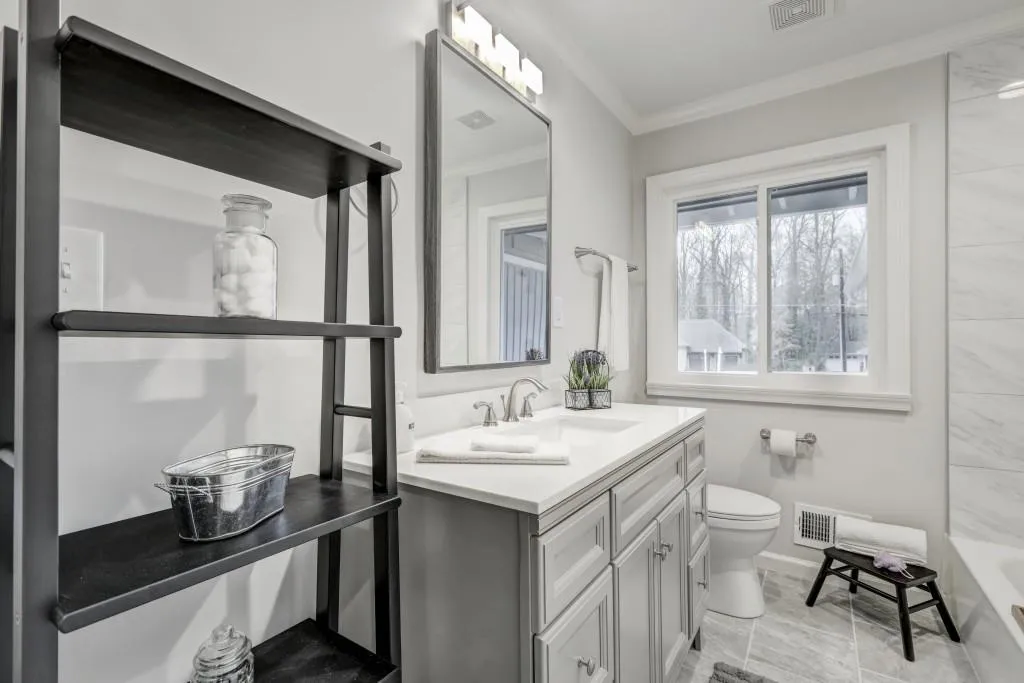 6369 Cherry Tree Lane, Sandy Springs, Georgia 30328, 3 Bedrooms Bedrooms, ,2 BathroomsBathrooms,Residential,Sold,6369 Cherry Tree Lane,6715406