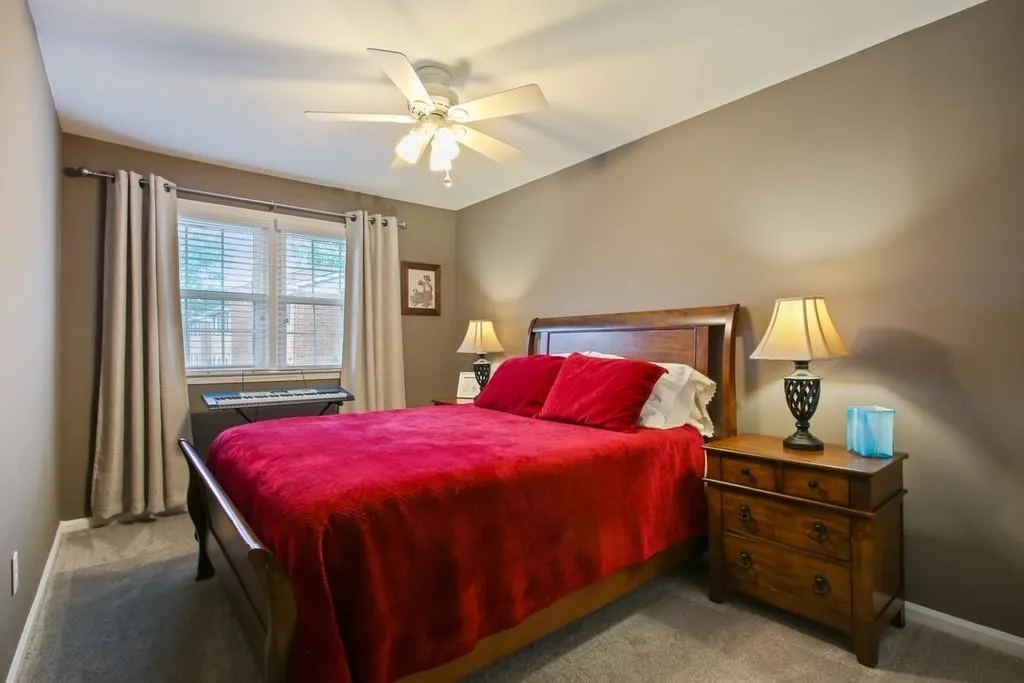 6520 Roswell Road Ne Unit 63, Sandy Springs, Georgia 30328, 3 Bedrooms Bedrooms, ,2 BathroomsBathrooms,Residential,Sold,6520 Roswell Road Ne Unit 63,6567705