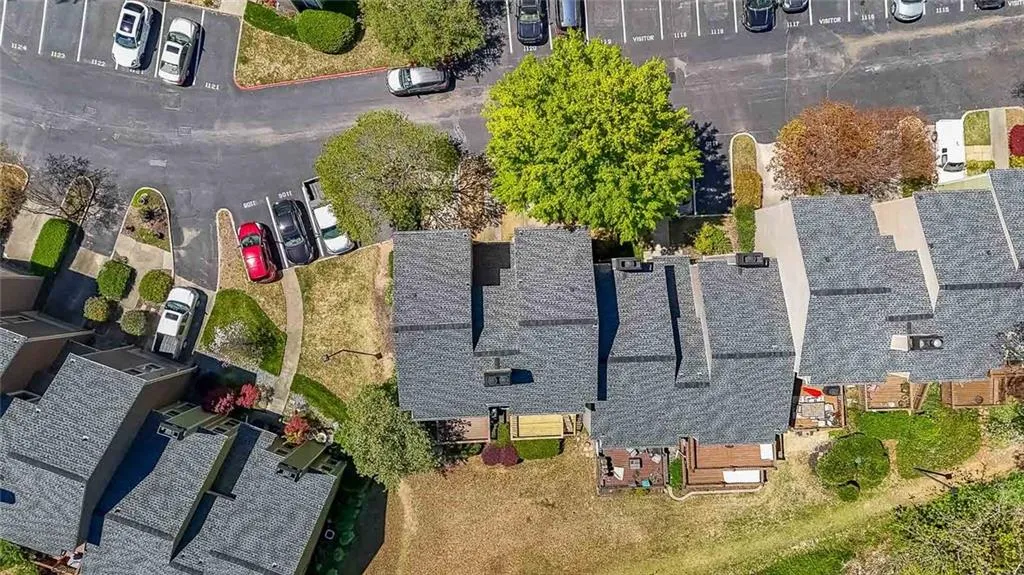 1107 Riverbend Club Drive Se, Atlanta, Georgia 30339, 2 Bedrooms Bedrooms, ,1 BathroomBathrooms,Residential,For Sale,1107 Riverbend Club Drive Se,7514708