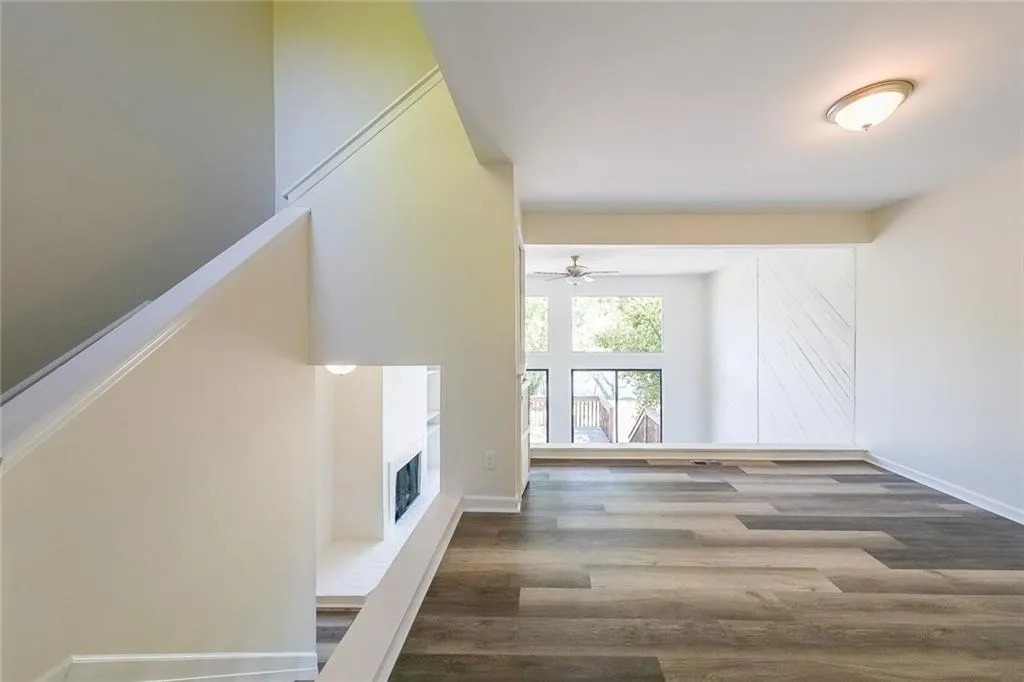 1107 Riverbend Club Drive Se, Atlanta, Georgia 30339, 2 Bedrooms Bedrooms, ,1 BathroomBathrooms,Residential,For Sale,1107 Riverbend Club Drive Se,7514708
