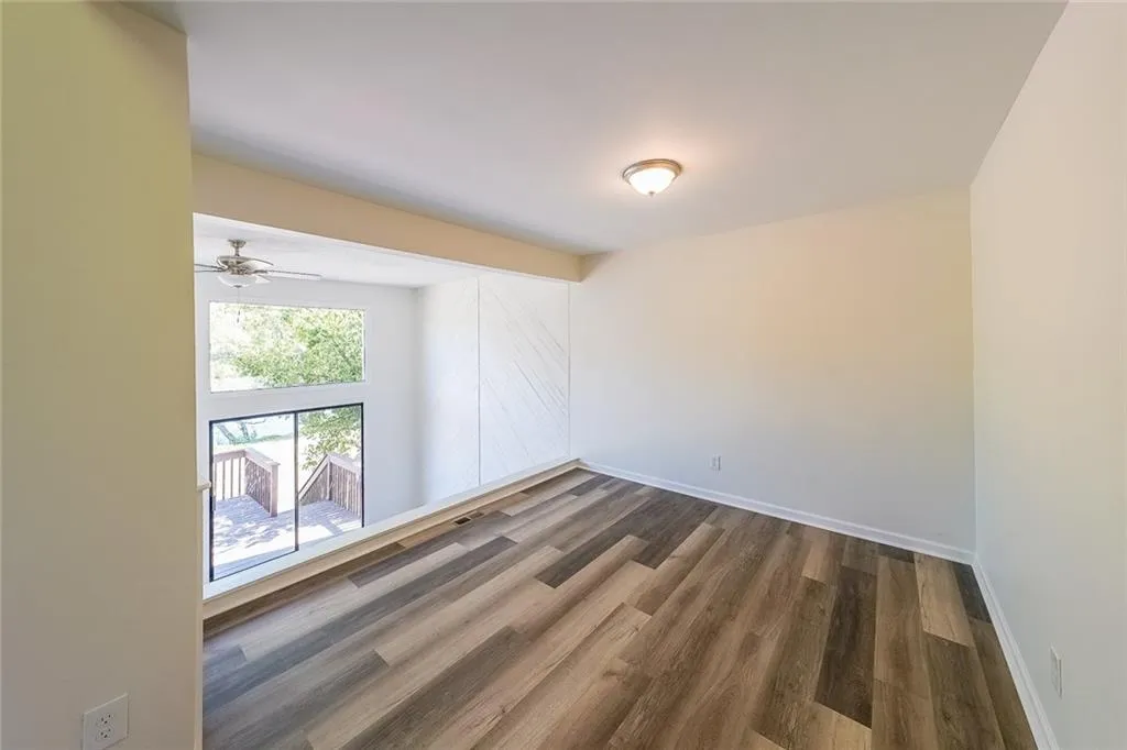 1107 Riverbend Club Drive Se, Atlanta, Georgia 30339, 2 Bedrooms Bedrooms, ,1 BathroomBathrooms,Residential,For Sale,1107 Riverbend Club Drive Se,7514708
