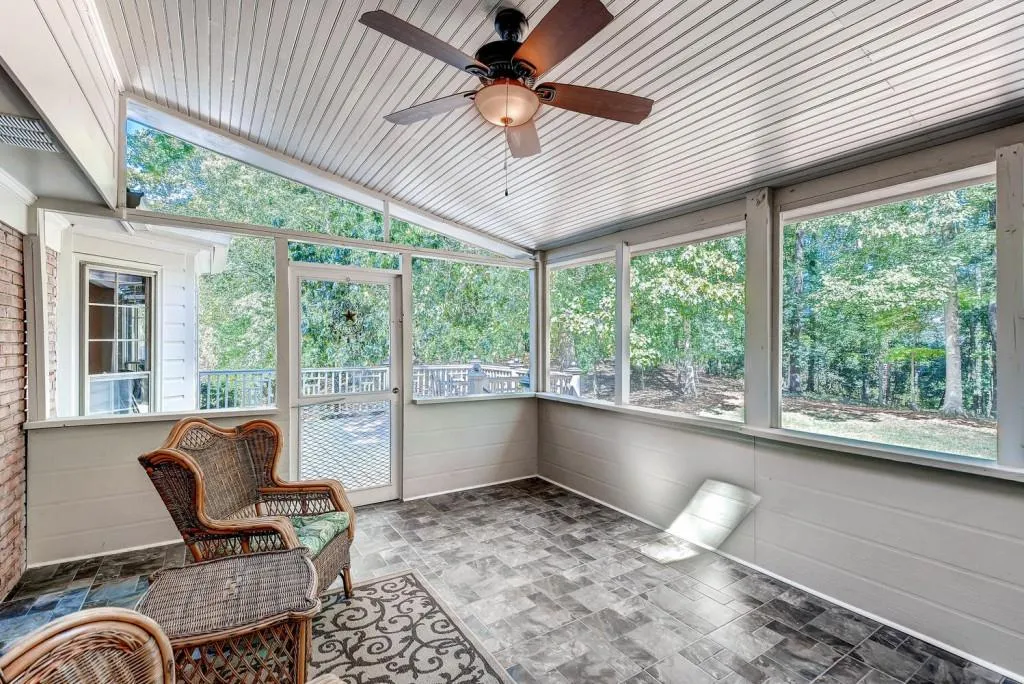 7645 Ryefield Drive, Sandy Springs, Georgia 30350, 5 Bedrooms Bedrooms, ,4 BathroomsBathrooms,Residential,Sold,7645 Ryefield Drive,5762007