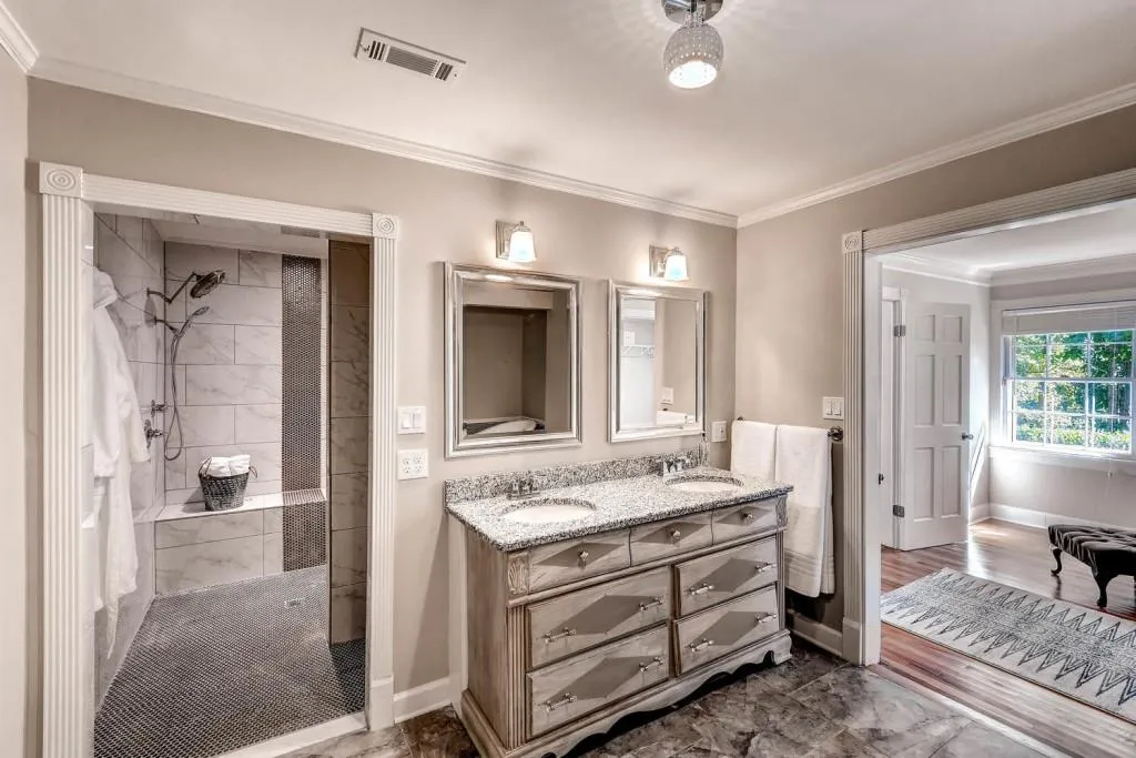 7645 Ryefield Drive, Sandy Springs, Georgia 30350, 5 Bedrooms Bedrooms, ,4 BathroomsBathrooms,Residential,Sold,7645 Ryefield Drive,5762007