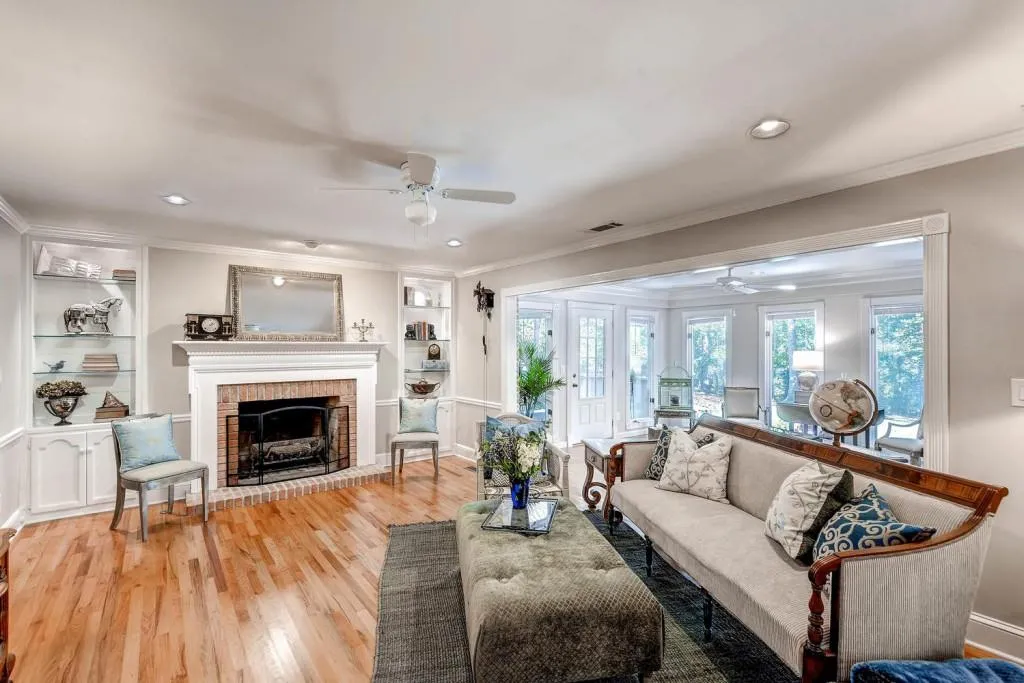 7645 Ryefield Drive, Sandy Springs, Georgia 30350, 5 Bedrooms Bedrooms, ,4 BathroomsBathrooms,Residential,Sold,7645 Ryefield Drive,5762007