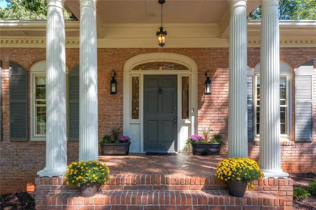 7645 Ryefield Drive, Sandy Springs, Georgia 30350, 5 Bedrooms Bedrooms, ,4 BathroomsBathrooms,Residential,Sold,7645 Ryefield Drive,5762007