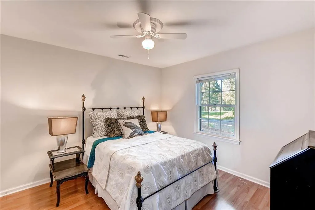 7645 Ryefield Drive, Sandy Springs, Georgia 30350, 5 Bedrooms Bedrooms, ,4 BathroomsBathrooms,Residential,Sold,7645 Ryefield Drive,5762007