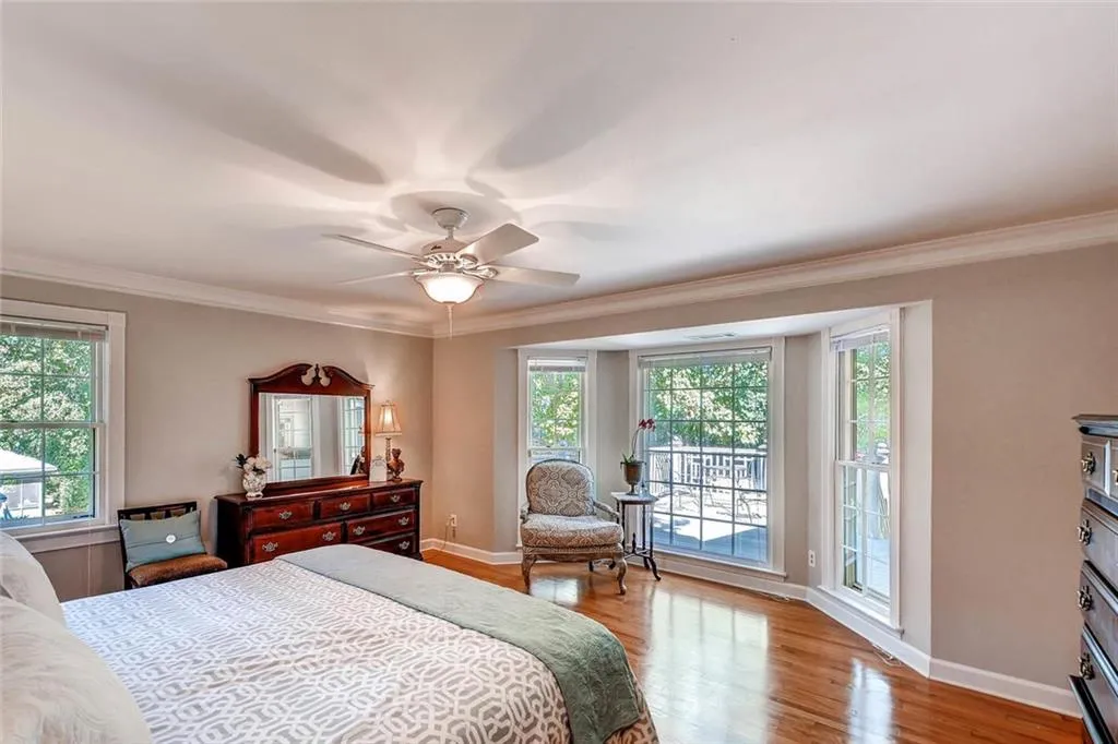 7645 Ryefield Drive, Sandy Springs, Georgia 30350, 5 Bedrooms Bedrooms, ,4 BathroomsBathrooms,Residential,Sold,7645 Ryefield Drive,5762007