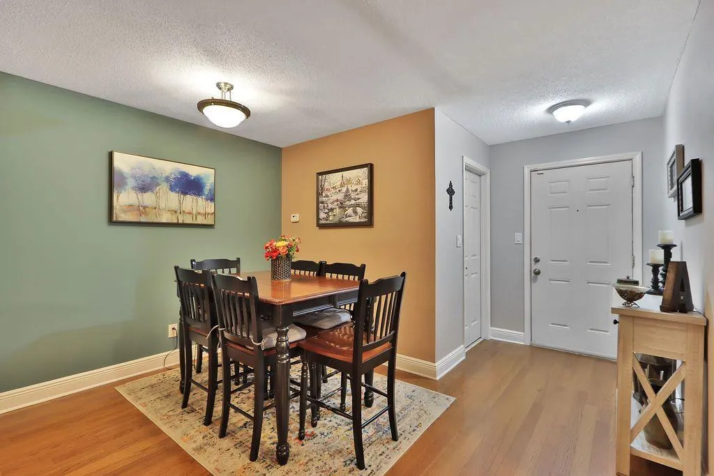 6204 Santa Fe Parkway, Sandy Springs, Georgia 30350, 2 Bedrooms Bedrooms, ,2 BathroomsBathrooms,Residential,Sold,6204 Santa Fe Parkway,7047445