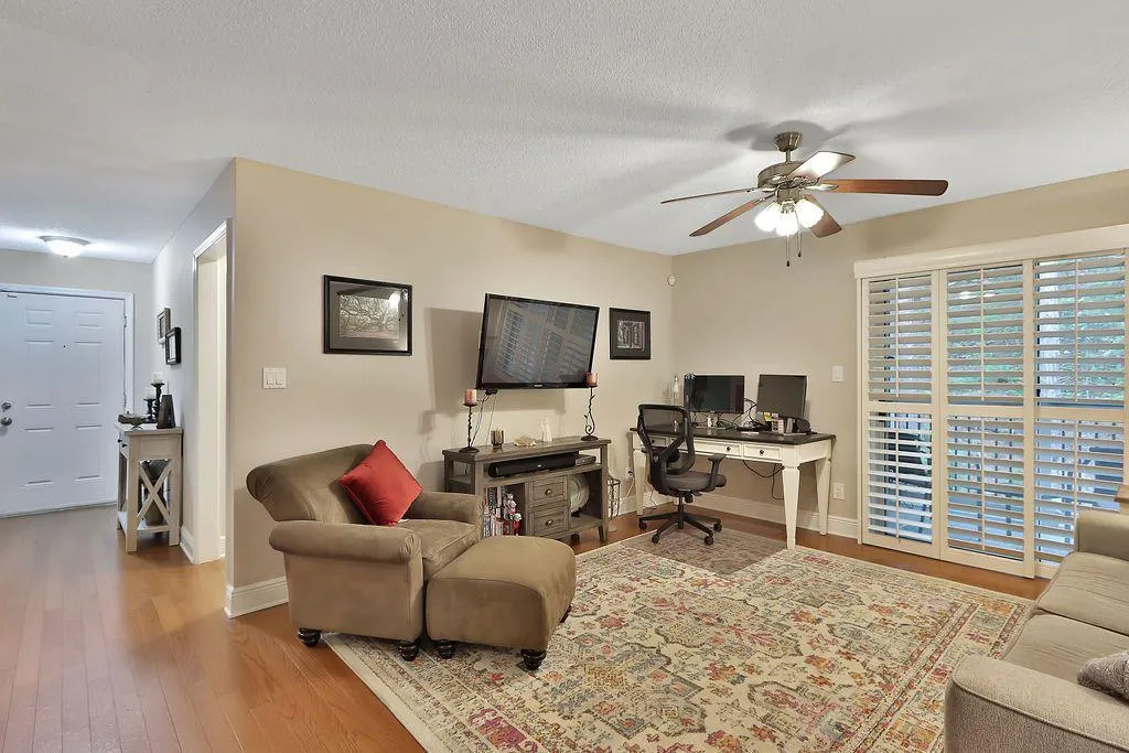 6204 Santa Fe Parkway, Sandy Springs, Georgia 30350, 2 Bedrooms Bedrooms, ,2 BathroomsBathrooms,Residential,Sold,6204 Santa Fe Parkway,7047445