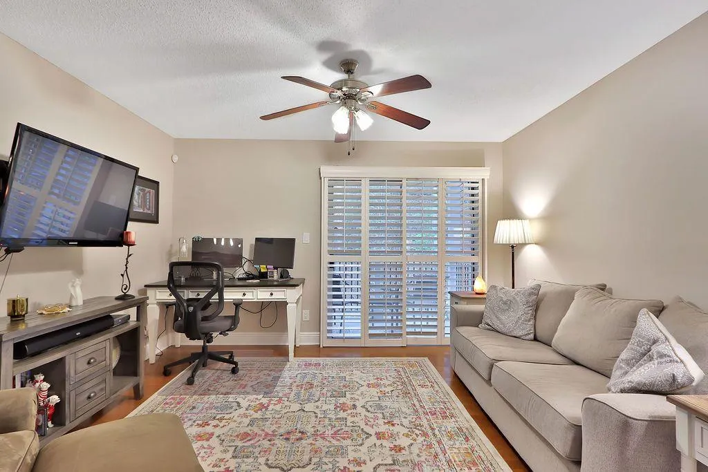 6204 Santa Fe Parkway, Sandy Springs, Georgia 30350, 2 Bedrooms Bedrooms, ,2 BathroomsBathrooms,Residential,Sold,6204 Santa Fe Parkway,7047445