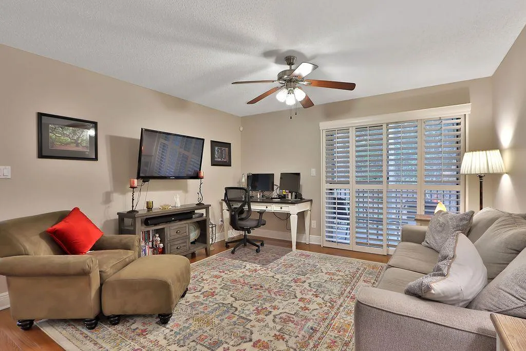 6204 Santa Fe Parkway, Sandy Springs, Georgia 30350, 2 Bedrooms Bedrooms, ,2 BathroomsBathrooms,Residential,Sold,6204 Santa Fe Parkway,7047445