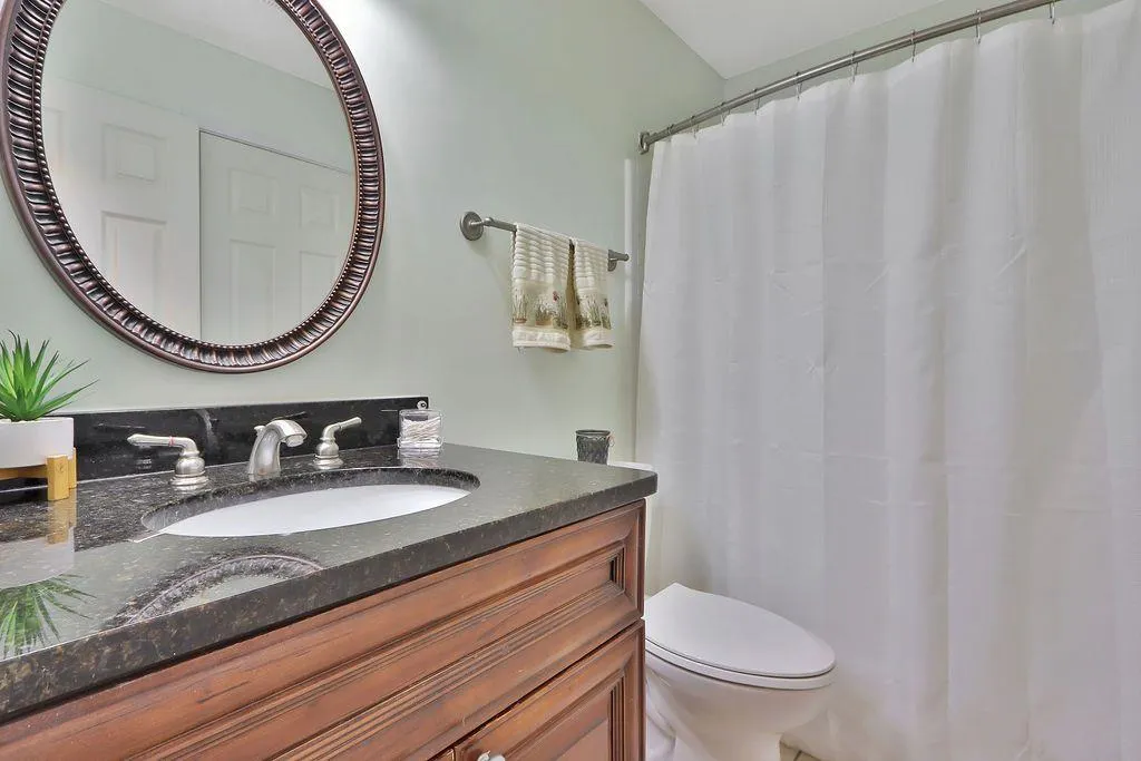 6204 Santa Fe Parkway, Sandy Springs, Georgia 30350, 2 Bedrooms Bedrooms, ,2 BathroomsBathrooms,Residential,Sold,6204 Santa Fe Parkway,7047445