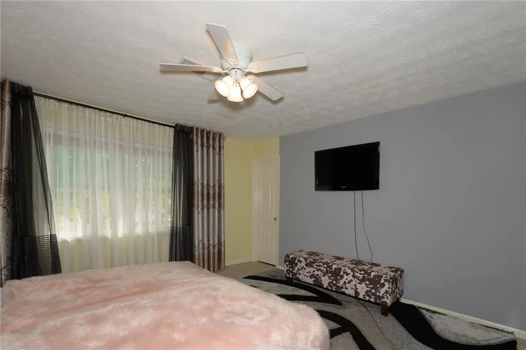 400 N River Parkway Unit D, Sandy Springs, Georgia 30350, 3 Bedrooms Bedrooms, ,2 BathroomsBathrooms,Residential,Sold,400 N River Parkway Unit D,6887336