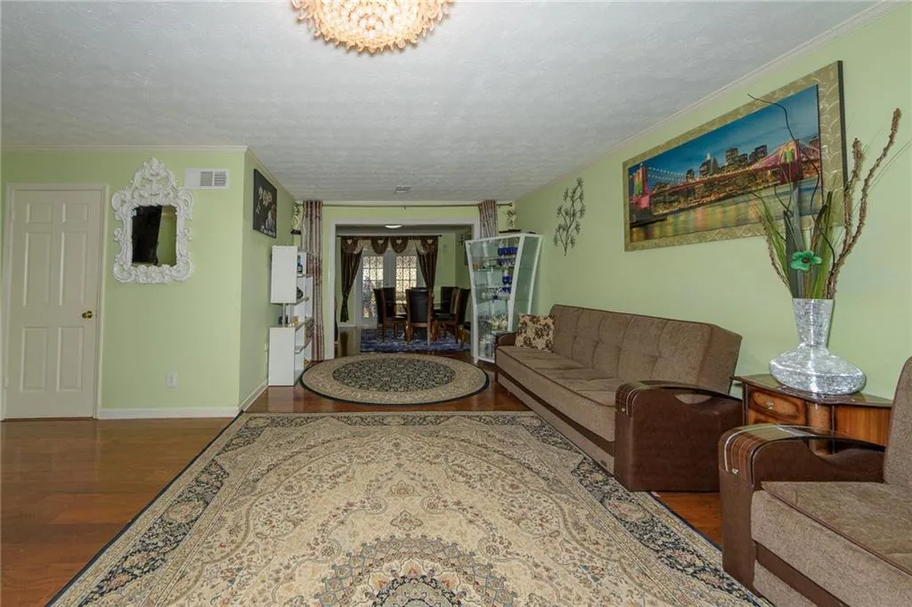 400 N River Parkway Unit D, Sandy Springs, Georgia 30350, 3 Bedrooms Bedrooms, ,2 BathroomsBathrooms,Residential,Sold,400 N River Parkway Unit D,6887336