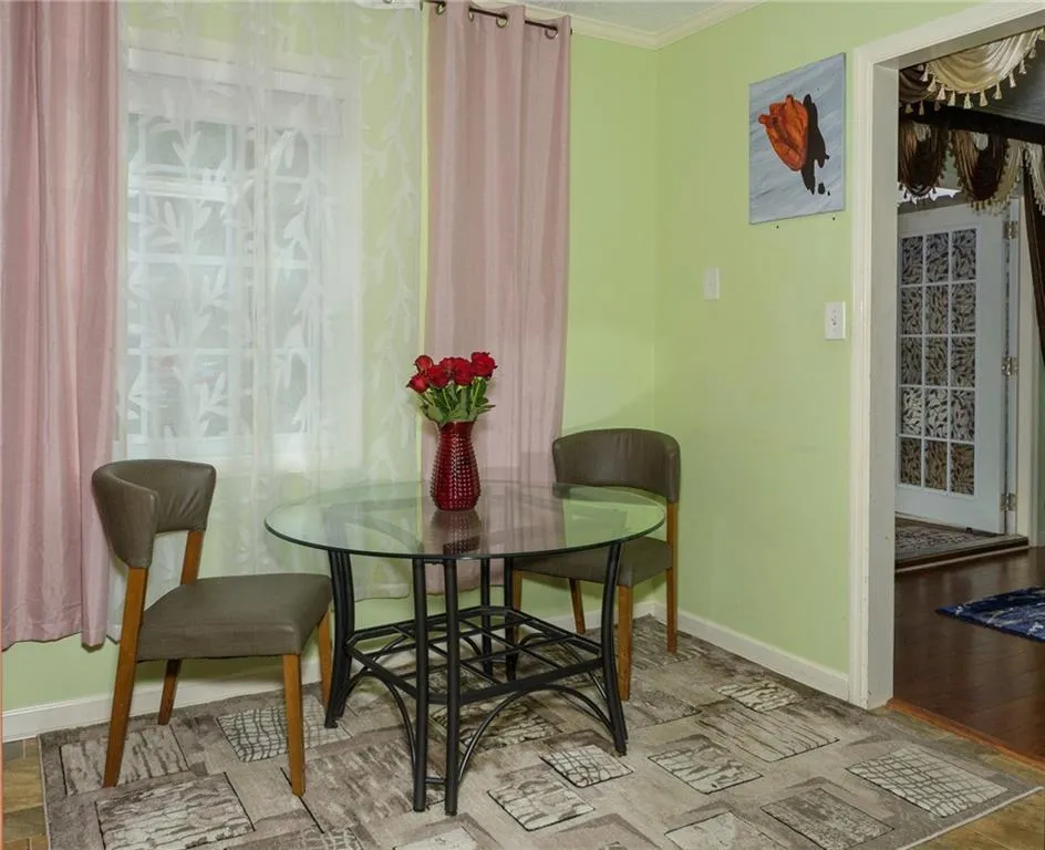 400 N River Parkway Unit D, Sandy Springs, Georgia 30350, 3 Bedrooms Bedrooms, ,2 BathroomsBathrooms,Residential,Sold,400 N River Parkway Unit D,6887336