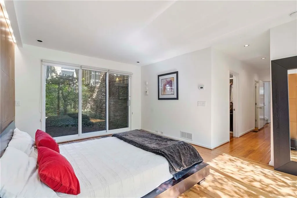 68 N Muscogee Avenue Nw, Atlanta, Georgia 30305, 5 Bedrooms Bedrooms, ,5 BathroomsBathrooms,Land,For Sale,68 N Muscogee Avenue Nw,7654258