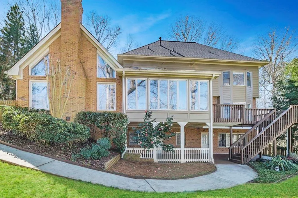 7655 Treeridge Court, Sandy Springs, Georgia 30350, 5 Bedrooms Bedrooms, ,4 BathroomsBathrooms,Residential,Sold,7655 Treeridge Court,6122122