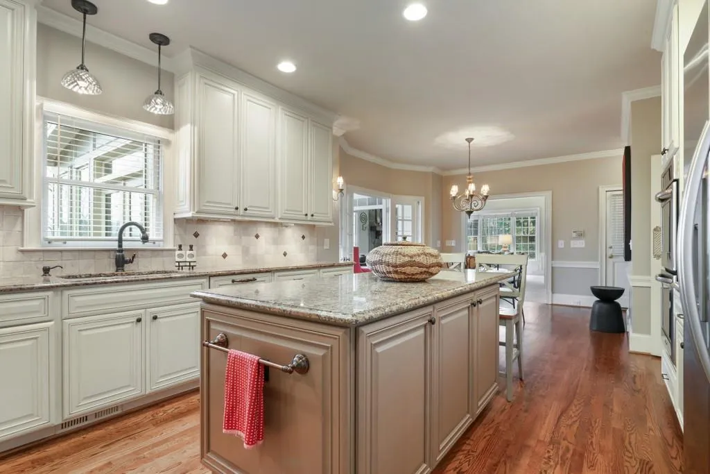 7655 Treeridge Court, Sandy Springs, Georgia 30350, 5 Bedrooms Bedrooms, ,4 BathroomsBathrooms,Residential,Sold,7655 Treeridge Court,6122122