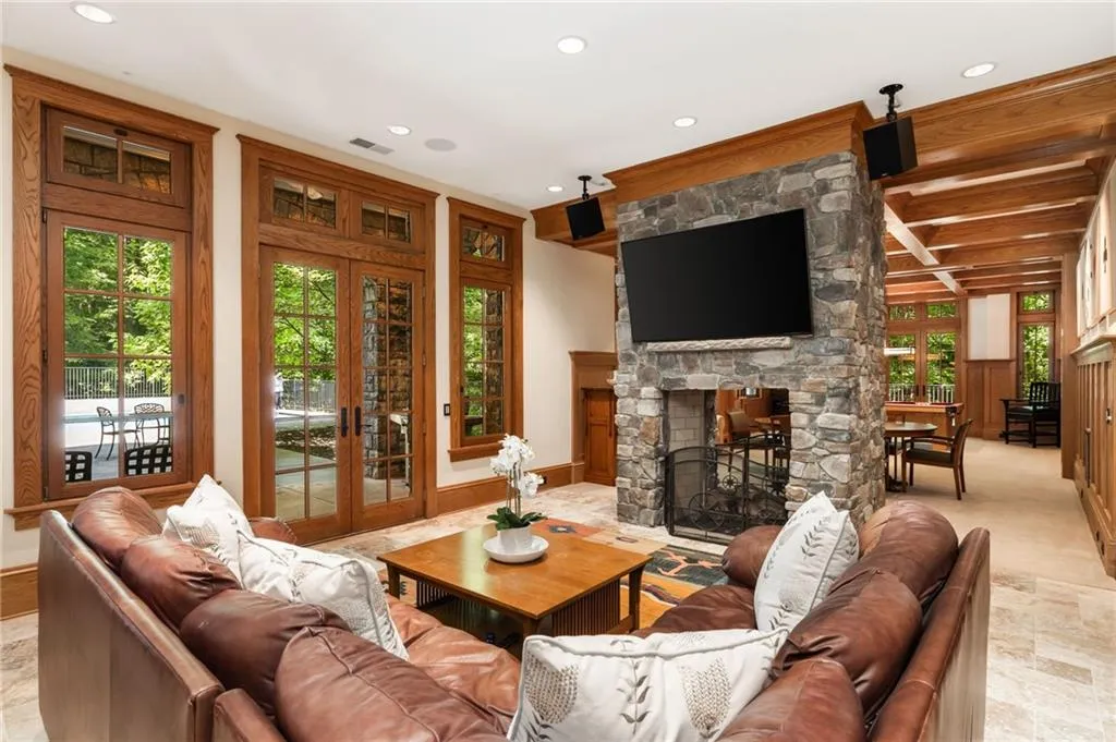 4660 Jett Road, Atlanta, Georgia 30327, 7 Bedrooms Bedrooms, ,8 BathroomsBathrooms,Residential,Sold,4660 Jett Road,7414545