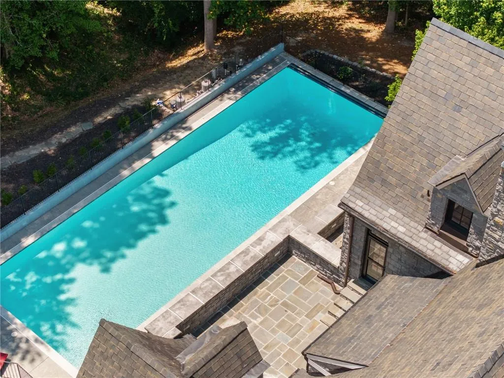 4660 Jett Road, Atlanta, Georgia 30327, 7 Bedrooms Bedrooms, ,8 BathroomsBathrooms,Residential,Sold,4660 Jett Road,7414545