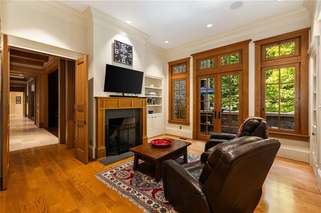 4660 Jett Road, Atlanta, Georgia 30327, 7 Bedrooms Bedrooms, ,8 BathroomsBathrooms,Residential,Sold,4660 Jett Road,7414545