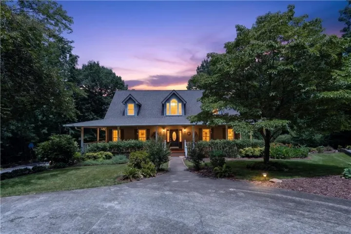 330 Scarlet Lane, Lakemont, Georgia 30552