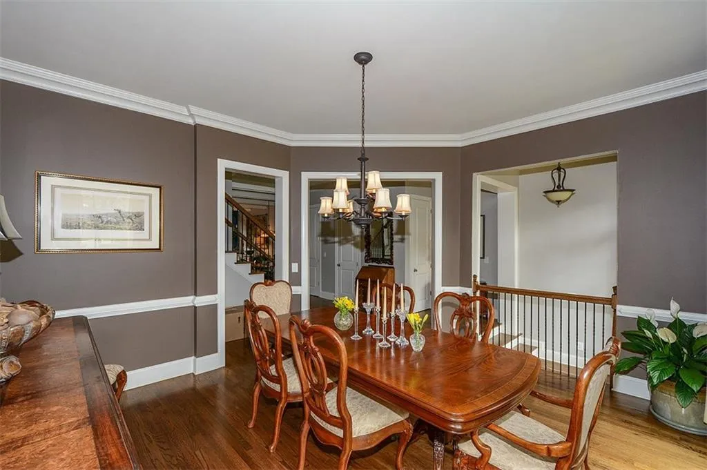 671 Lockton Place, Sandy Springs, Georgia 30342, 4 Bedrooms Bedrooms, ,4 BathroomsBathrooms,Residential,Sold,671 Lockton Place,5673695