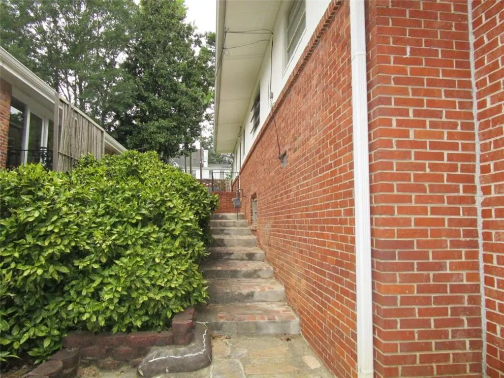1520 N Druid Hills Road N, Brookhaven, Georgia 30319, 3 Bedrooms Bedrooms, ,3 BathroomsBathrooms,Residential,For Sale,1520 N Druid Hills Road N,7642892
