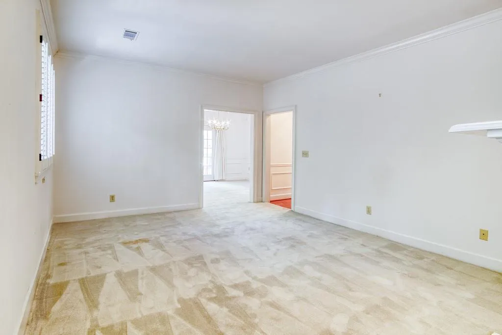 7155 Roswell Road Unit 31, Sandy Springs, Georgia 30328, 3 Bedrooms Bedrooms, ,2 BathroomsBathrooms,Residential,Sold,7155 Roswell Road Unit 31,6759598