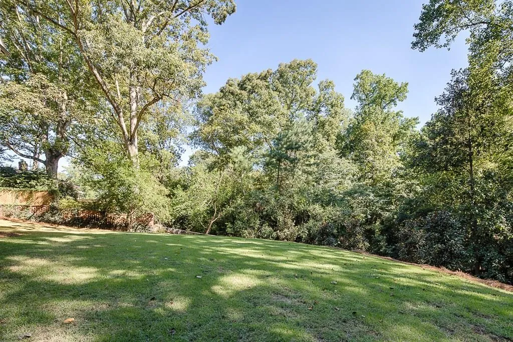 248 Belle Lane, Sandy Springs, Georgia 30328, 5 Bedrooms Bedrooms, ,5 BathroomsBathrooms,Residential,Sold,248 Belle Lane,5773198