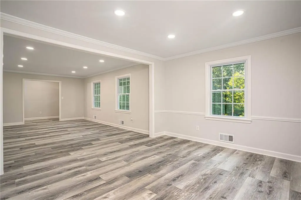 610 Glenforest Road, Atlanta, Georgia 30328, 4 Bedrooms Bedrooms, ,3 BathroomsBathrooms,Residential,For Sale,610 Glenforest Road,7637703