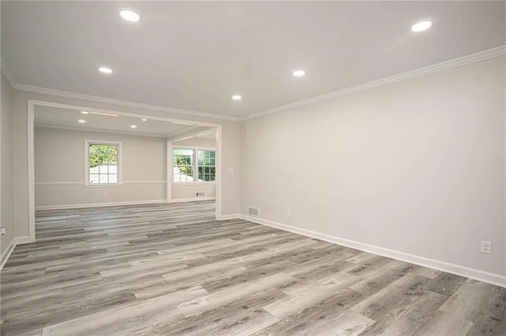 610 Glenforest Road, Atlanta, Georgia 30328, 4 Bedrooms Bedrooms, ,3 BathroomsBathrooms,Residential,For Sale,610 Glenforest Road,7637703